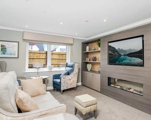 Baysfield Gardens, Wymondham, lounge area
