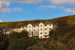 Ty Porth, Rhondda Cynon Taf, exterior