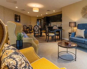 Morar at St Andrews, Fife, lounge