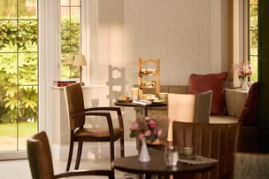 Alexandra Grange, dining area 