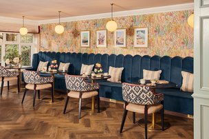 Maycroft Manor, Brighton, lounge area
