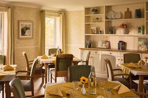 Greenhill Manor, Merthyr Tydfil, dining