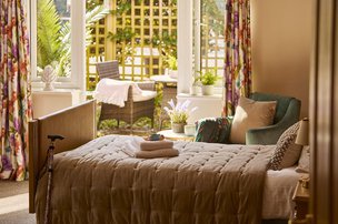 Anya Court, Rugby, bedroom with patio