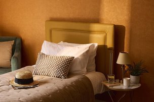 Anya Court, Rugby, bedroom