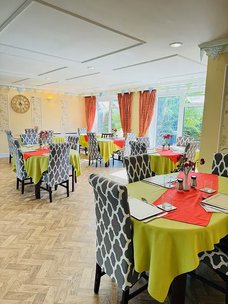 Ashley Gardens, dining room 