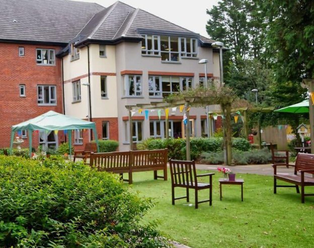 Penylan House, Cardiff, exterior