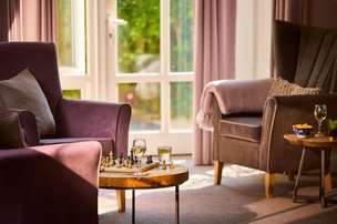 Admiral Court, Leigh On Sea, lounge