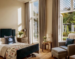 Hallmark Esher Residences, bedroom