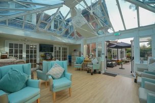 Oak Tree Lodge in Southampton conservatory