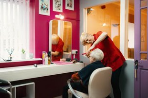 Oaklands Rest Home, salon