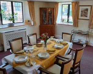 The Malthouse, Gillingham, dining room