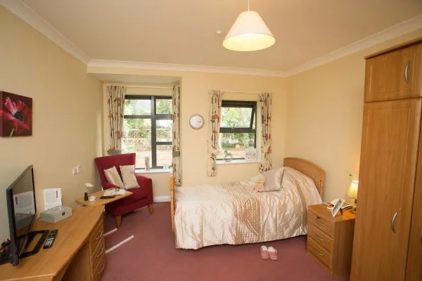 Millbrook Lodge, Brockworth, bedroom 