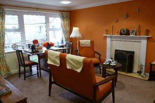 Chestnut Court in Gloucester - Lounge
