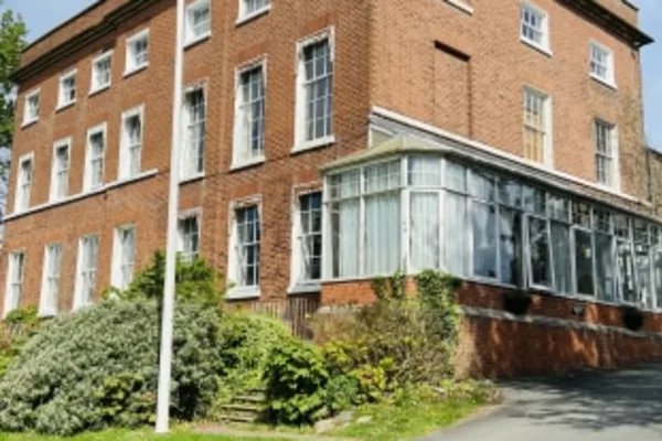 South Hayes, Worcester, sun room