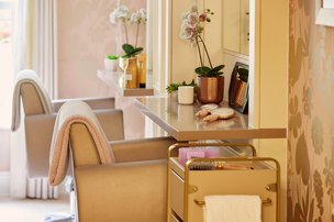 Chamberlain Court, Tunbridge Wells, salon