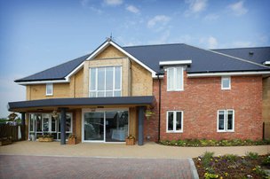 oak grange care home in mollington, front exterior
