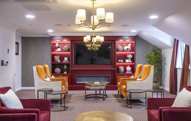 Waterhaven Place, lounge area 