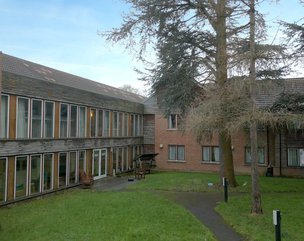 Deerswood Lodge - Exterior Garden