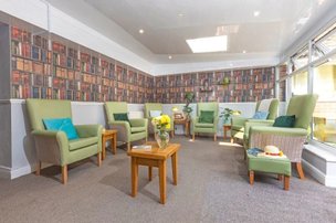 Hollybank House, Oakerthorpe, lounge area 