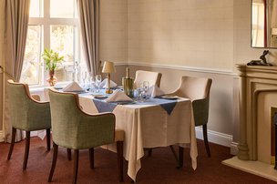 Kew House, Wimbledon, celebration room