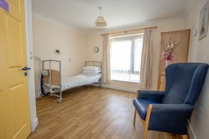 Maitland Park Care Home - spacious bedroom