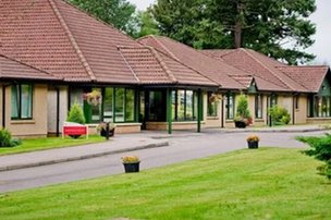 Manor Care Centre, exterior with garden 