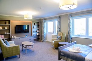 Tealwood Grange, Lincoln, living area with TV 