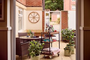 Ty Enfys, Cardiff, pub garden