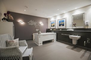 Auchtercrag Care Home, bathroom 