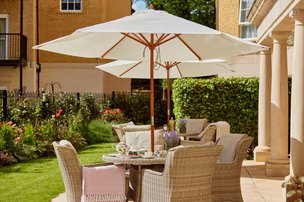 Hutton View, Brentwood, terrace