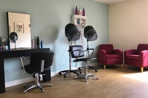 Ashington Grange, hair salon