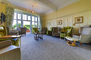 Oaklands Nursing Home in Hove living space