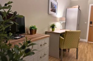 Inwood House in Wakefield dressing table