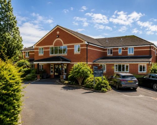 Vale Court Care Home, Ellesmere Port, exterior