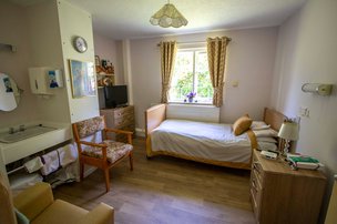 Cartref Dyfi Care Home - Bedroom
