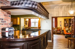 Monson Retirement Home in Lincoln bar