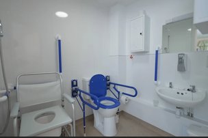 Waverley House, Leominster, bathroom with aids 