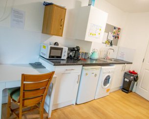 Urmston House Bristol, kitchen 
