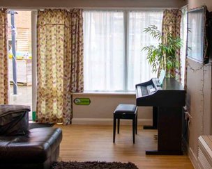 Wood House, Bristol, piano 