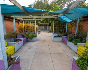 Woodview House Nursing Home, Halesowen, garden