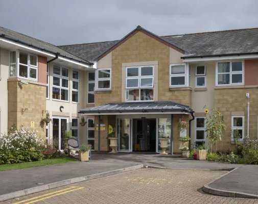 Athelstan House, Malmesbury, exterior