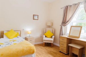 Dryclough Manor in Oldham, bedroom