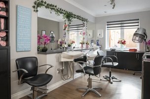 Fremantle Court in Aylesbury - Salon