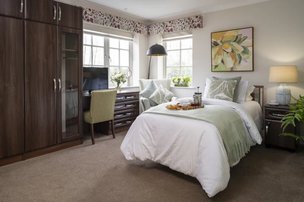 Edwardstow Court Care Centre in Cheltenham - Bedroom