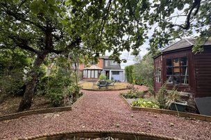 78 Hoylake Crescent, Uxbridge, London, garden 
