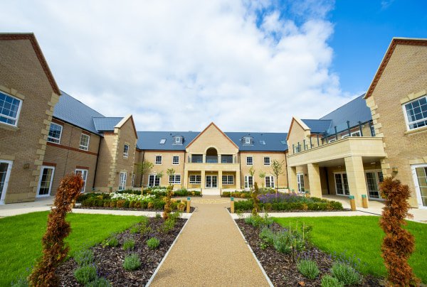 Fairfield Manor Care Home in Hitchin front exterior