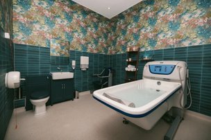 Arlington Grove, Bristol, bathroom 