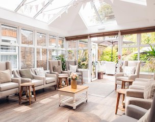 Grassington House, Dorchester, lounge