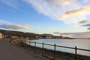 Burnlea House, Largs, sea