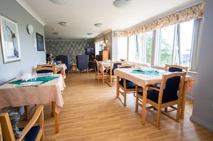 Sandalwood Court - spacious dining room
